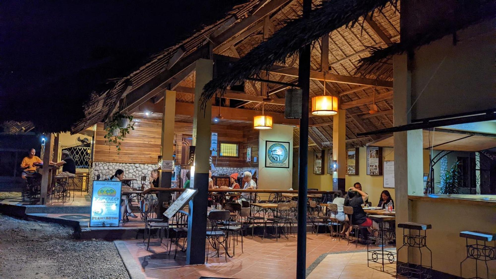 מואלבואל Tipolo Beach Resort מראה חיצוני תמונה
